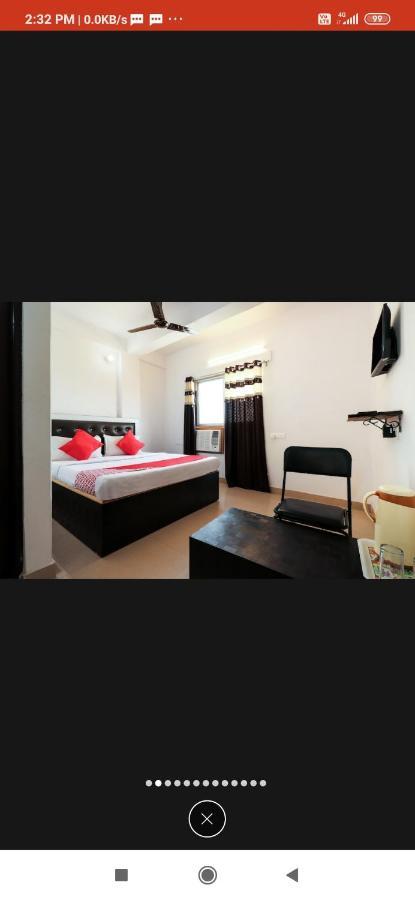 Hotel Pragya International Váránaszi Kültér fotó