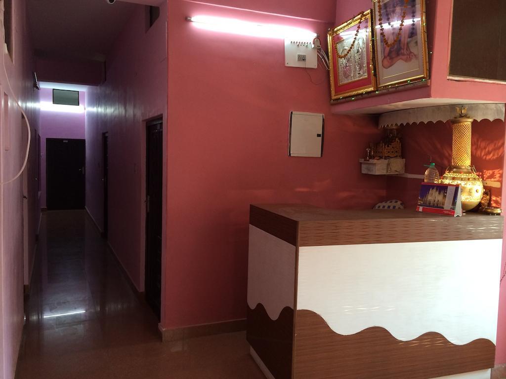 Hotel Pragya International Váránaszi Kültér fotó